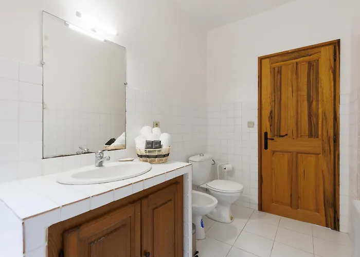 Le Jardin Du Poete Yourhosthelper Holiday home *