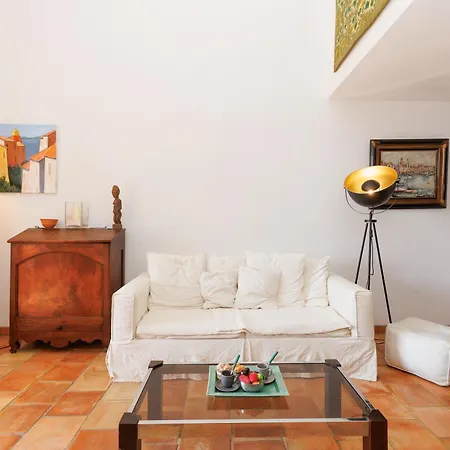 Holiday home Le Jardin Du Poete Yourhosthelper *