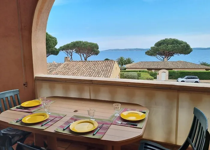 Le Jardin Du Poete Yourhosthelper Tatil Evi