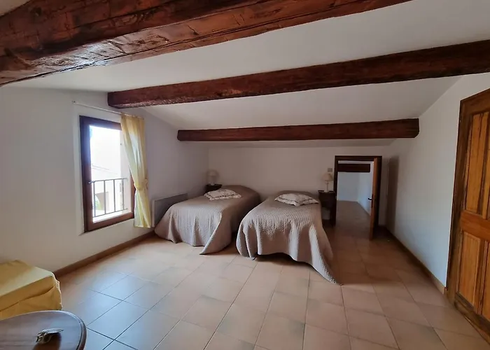 Le Jardin Du Poete Yourhosthelper Tatil Evi