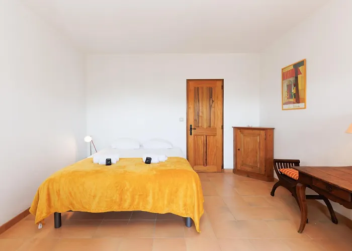 Le Jardin Du Poète Yourhosthelper Hébergement de vacances *